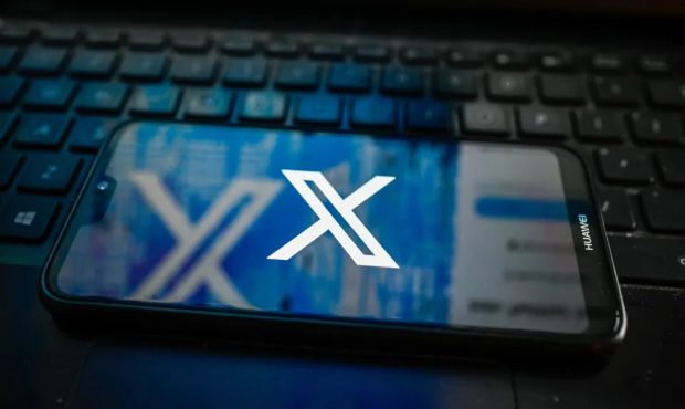X تبلیغات بدون برچسب را در تایملاین کاربران نمایش می دهد